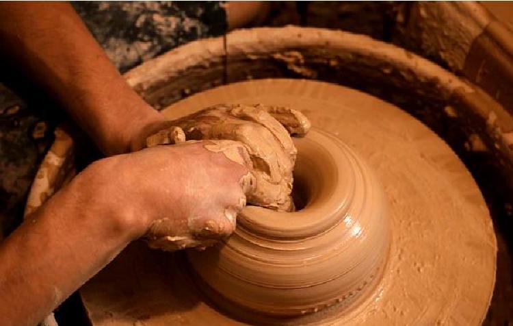 Алхимия глины: Раскрытие этнографических секретов гончарного дела