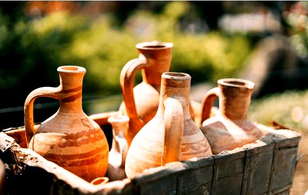 ### Исторический взгляд на торговлю керамикой